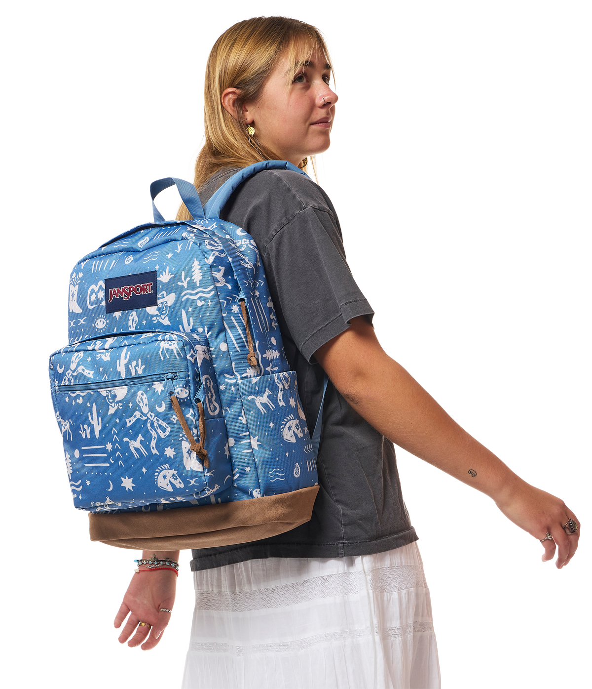 right-pack-w0 JS0A4QVAA0S-MODEL.png