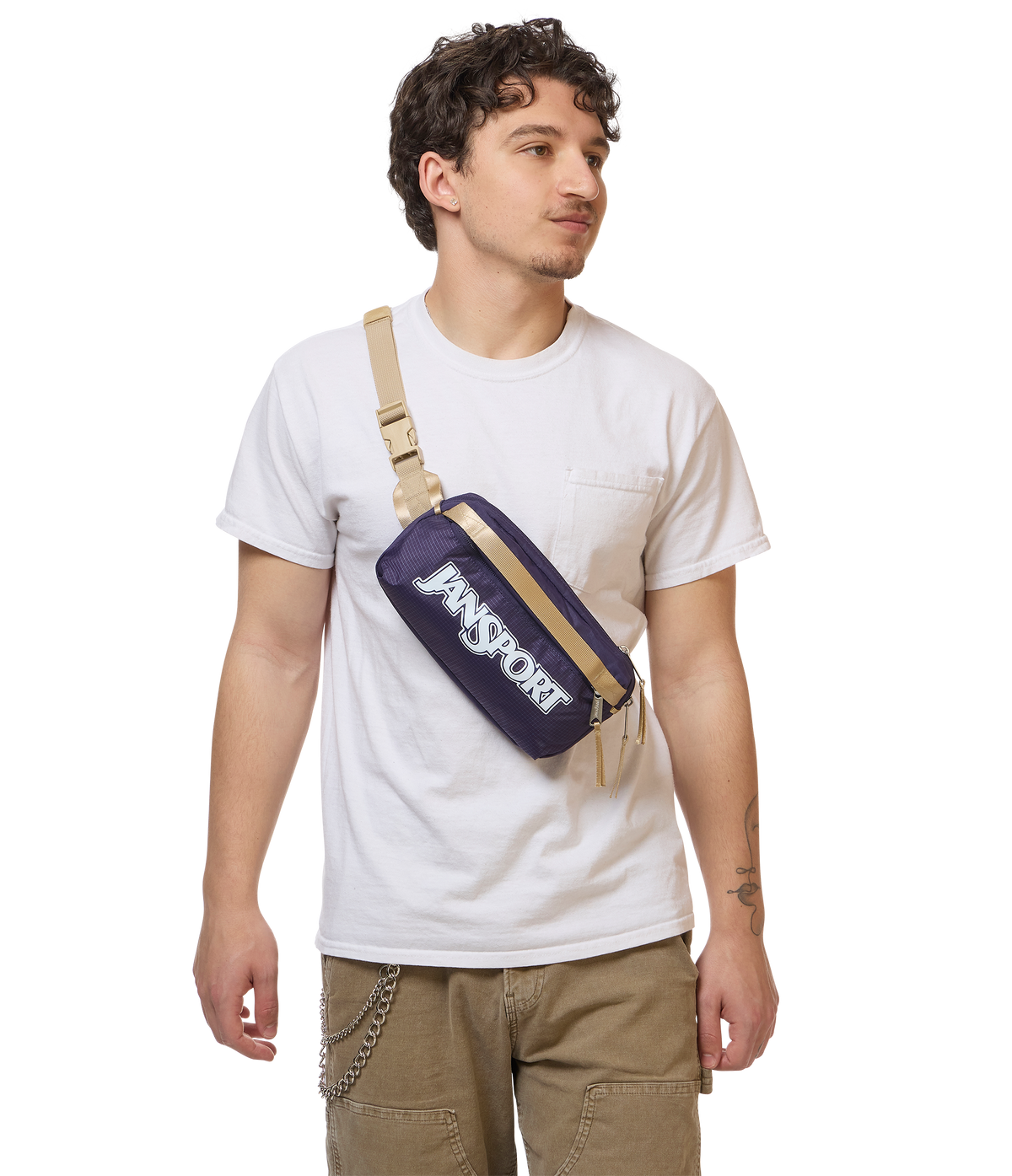 washington-waistpack-b5 JS0A85VRDH6-MODEL.png
