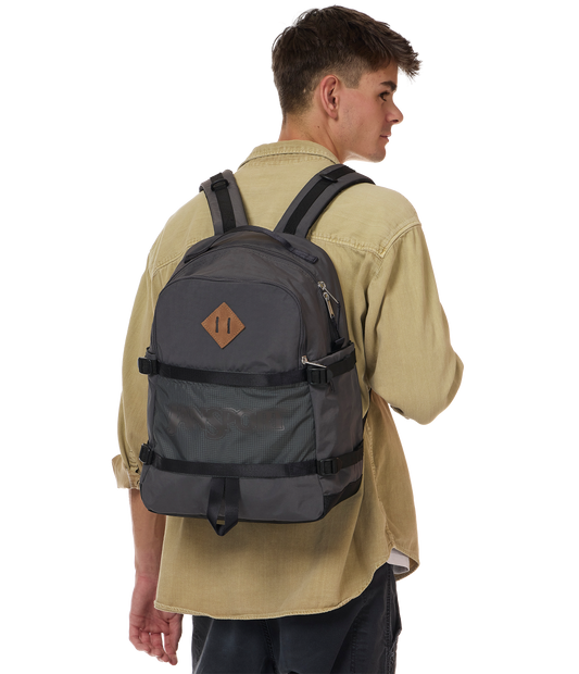small-seattle-pack-f5 JS0A85VUDMX-MODEL.png