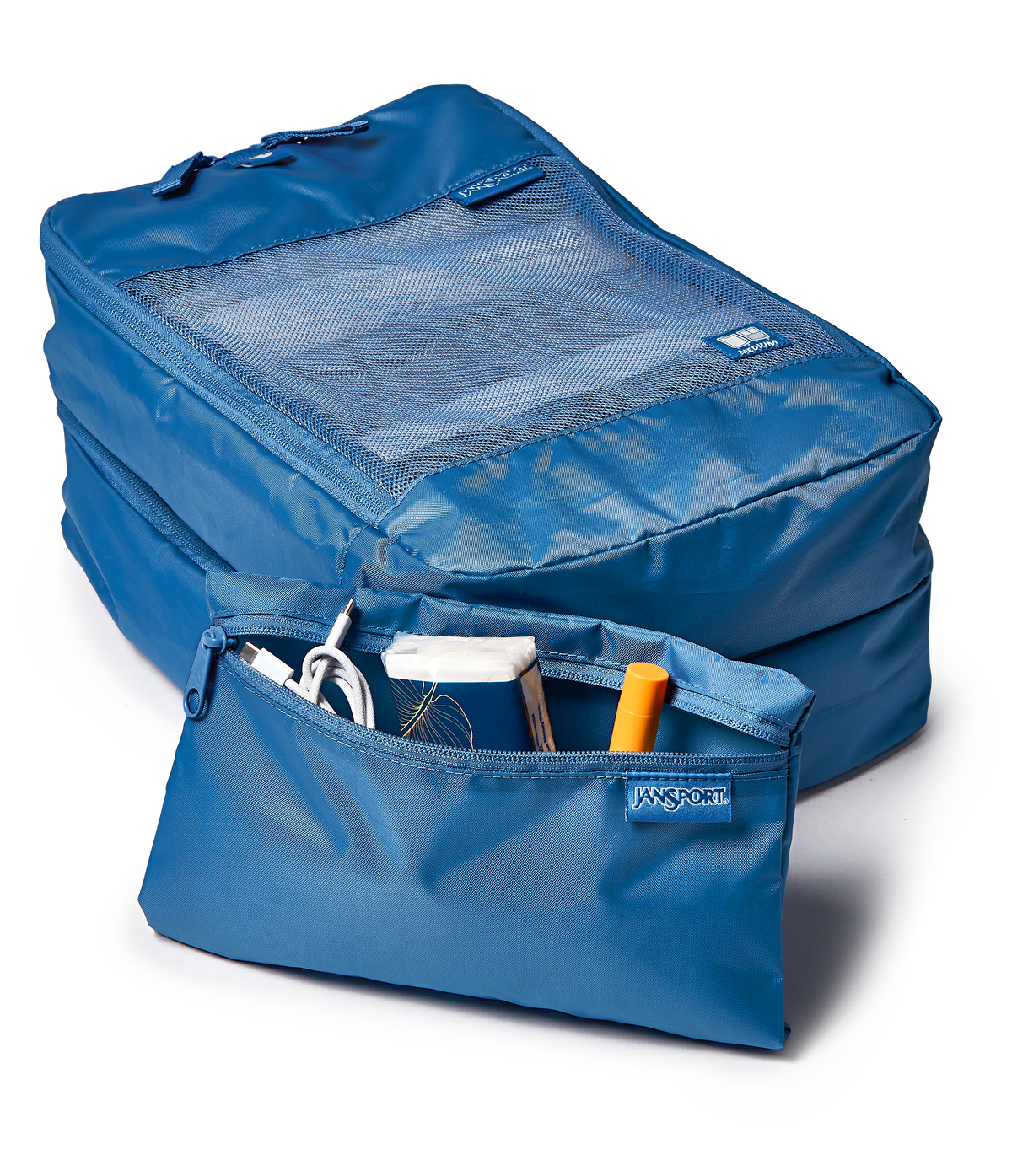 22-carry-on-luggage-packing-cubes-elemental-blue-set-v5 JS0A86DREW5-DET3.png