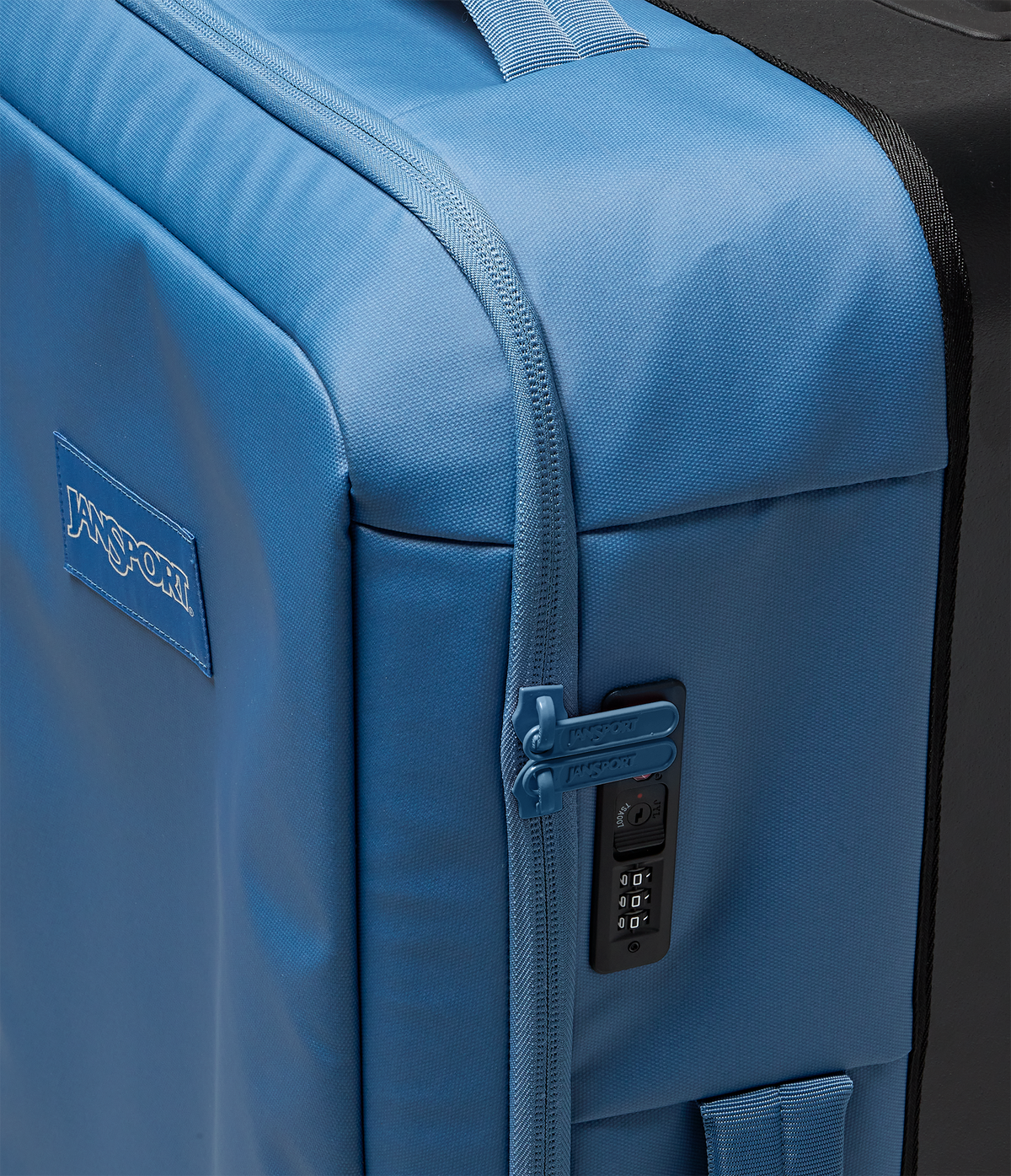 good-latitude-30-rolling-duffel-p3 JS0A86EOEW5-DET5.png