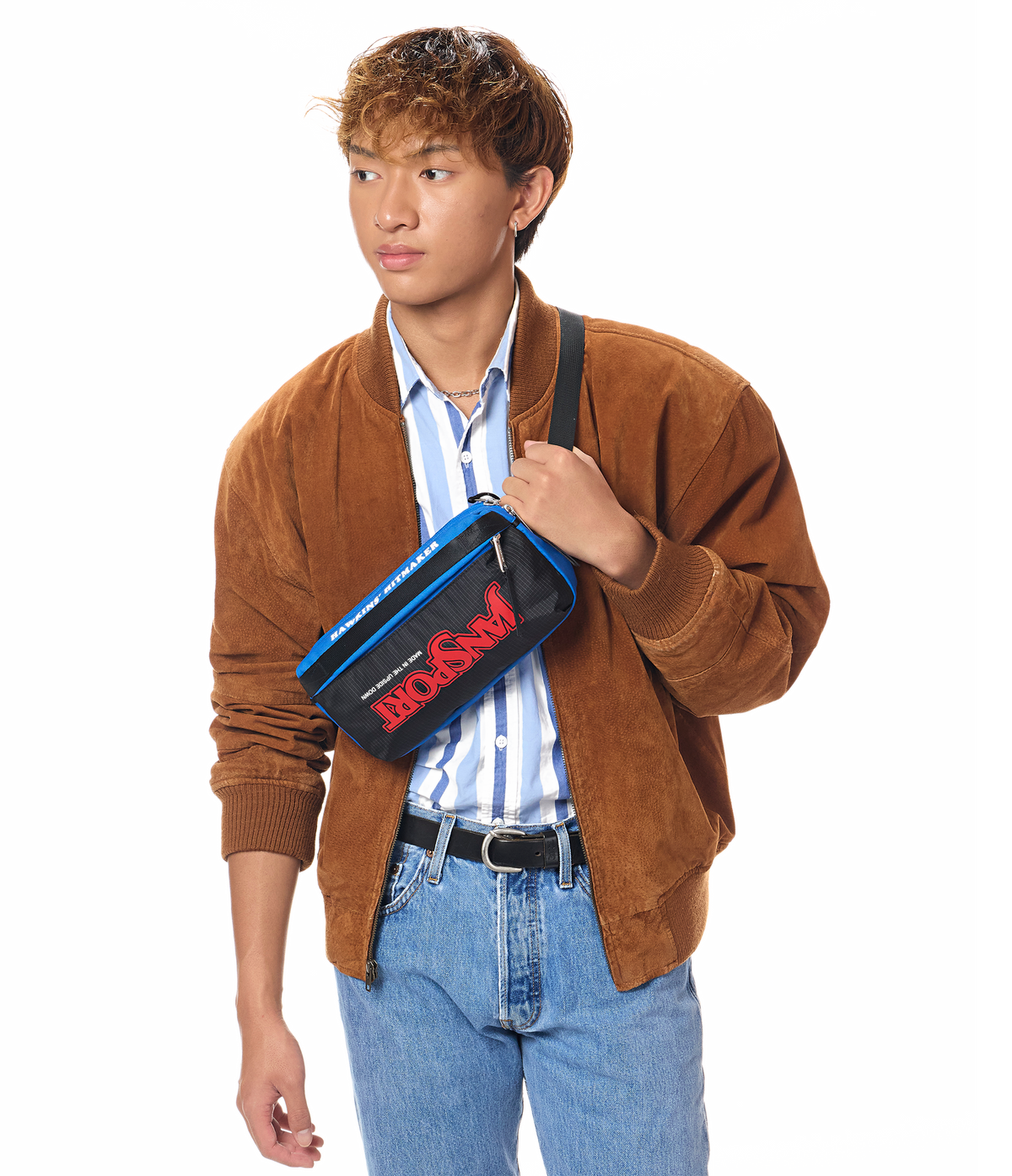washington-waistpack-squawk-radio-z5 JS0A898CA2S-MODEL.png